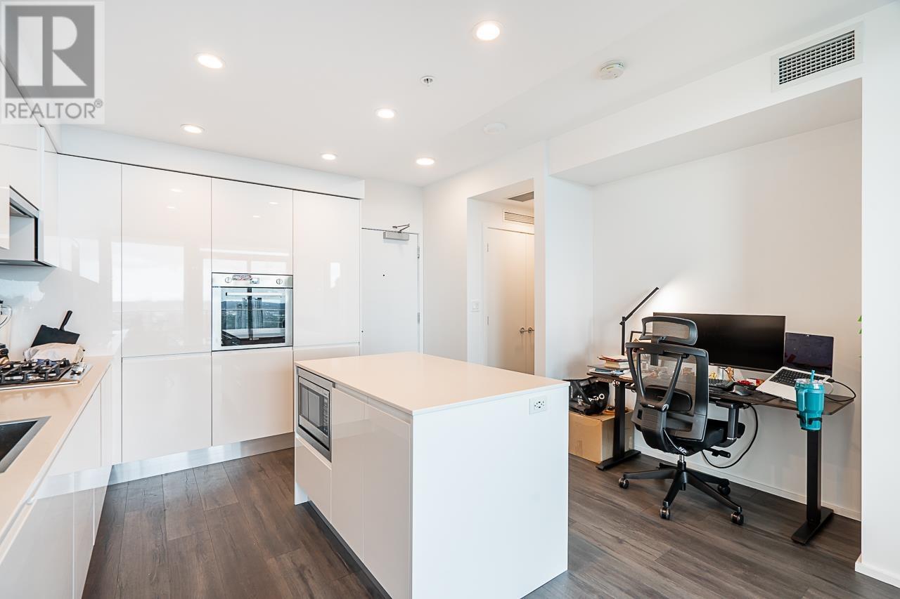 Photo 7 of 1907 3888 Evergreen Place, Burnaby BC