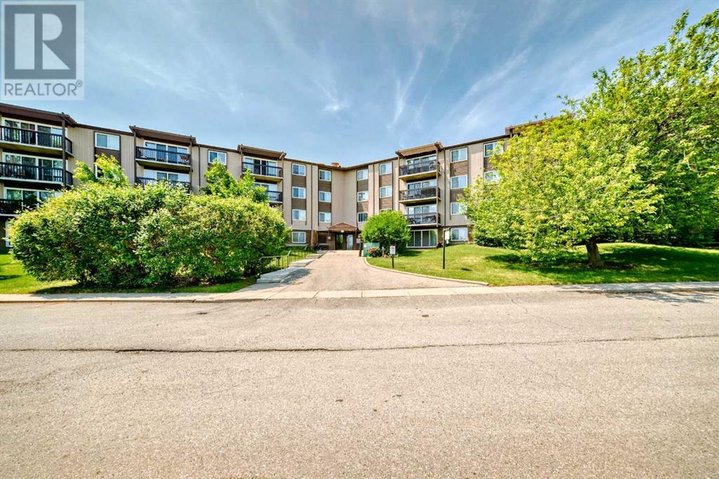 Single Family House for Sale in   Elbow Drive SW Haysboro Calgary 