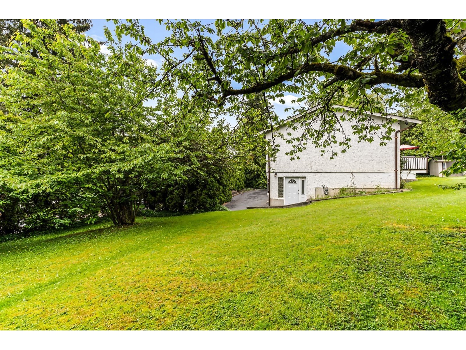 Photo 30 of 14142 Sunridge Place, Surrey BC