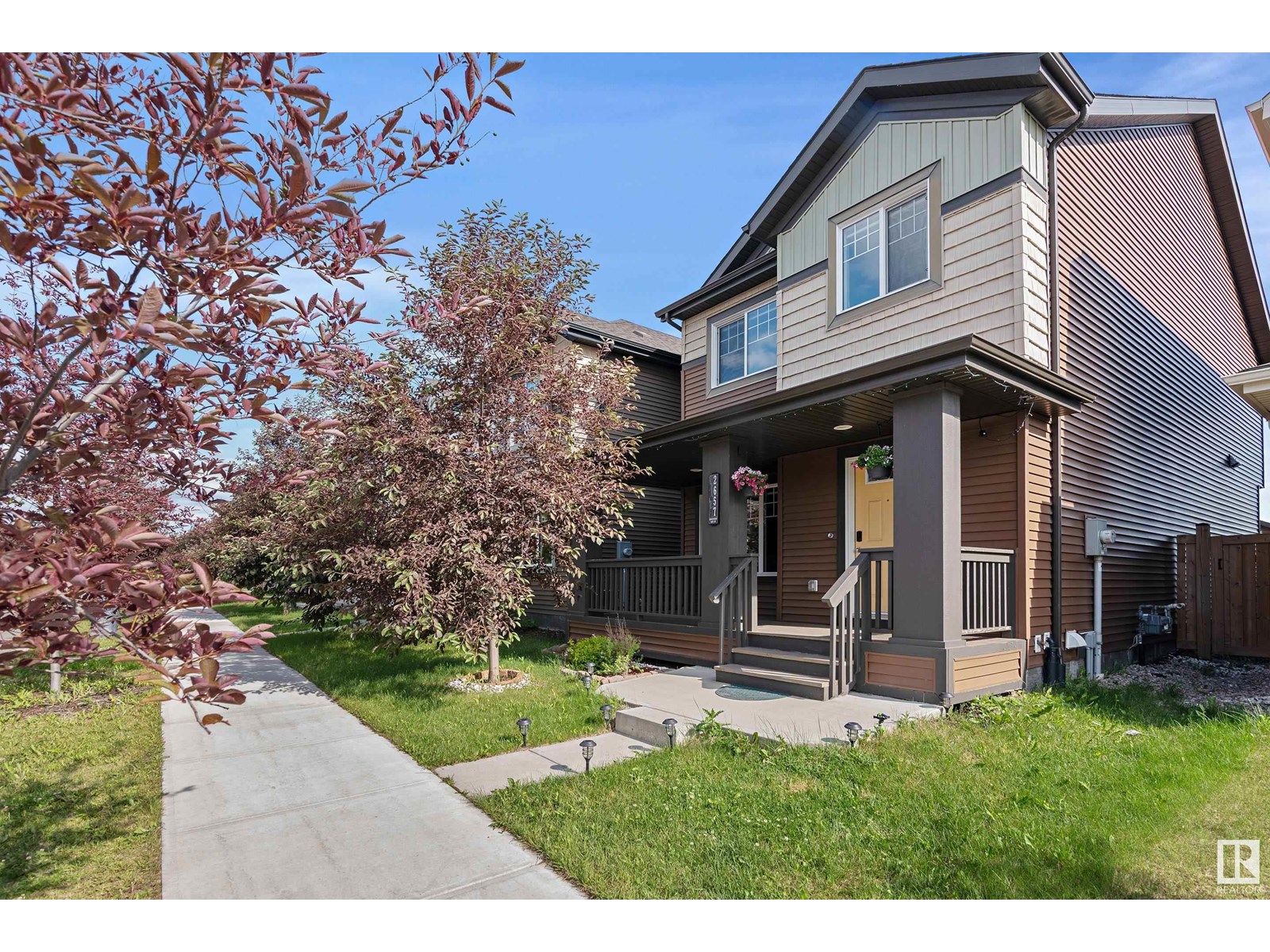 Photo 2 of 2657 Chokecherry Ln Sw, Edmonton AB