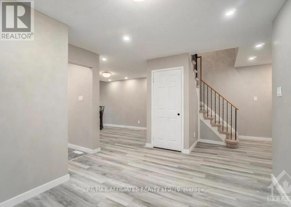 Photo 7 of 563 Latour Crescent, Ottawa ON