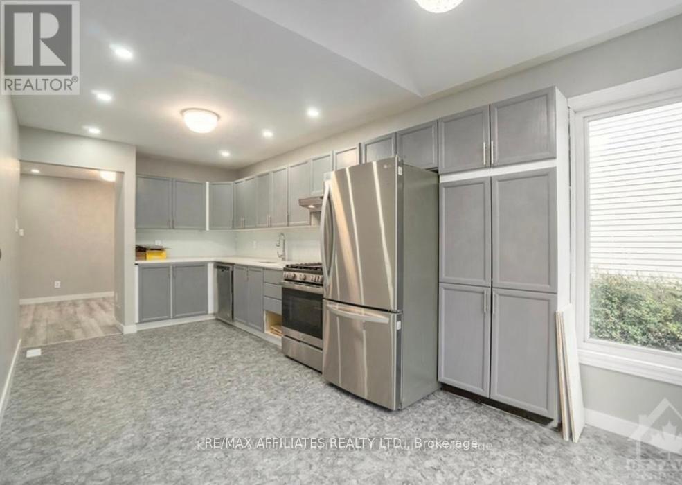 Photo 16 of 563 Latour Crescent, Ottawa ON