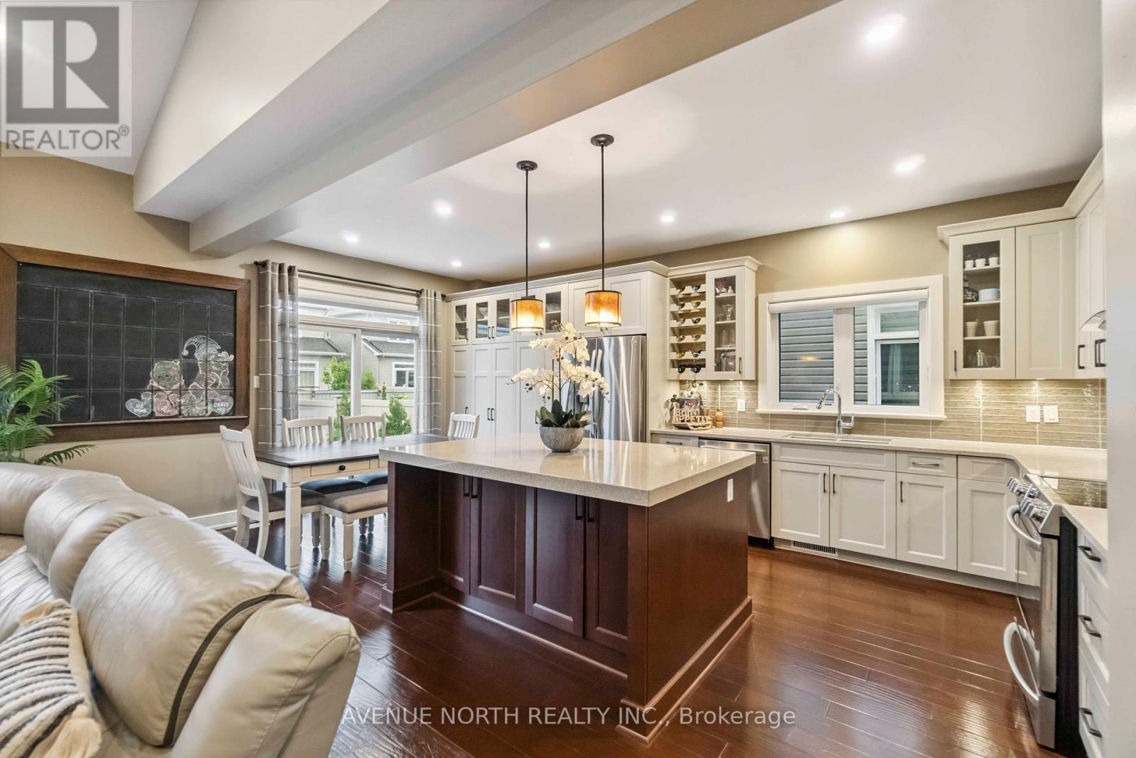 Photo 42 of 718 Bunchberry Way, Ottawa ON