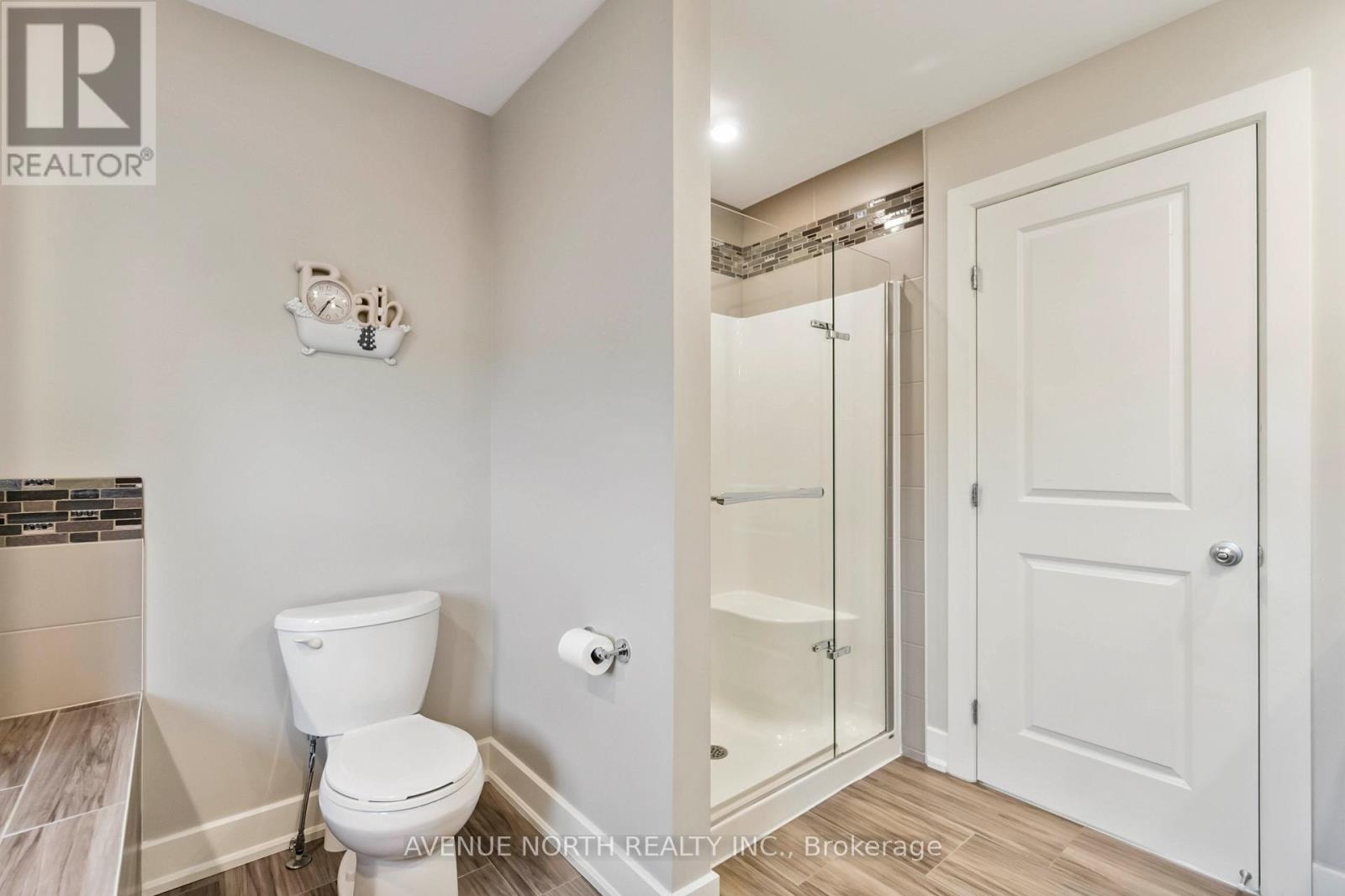 Photo 31 of 718 Bunchberry Way, Ottawa ON