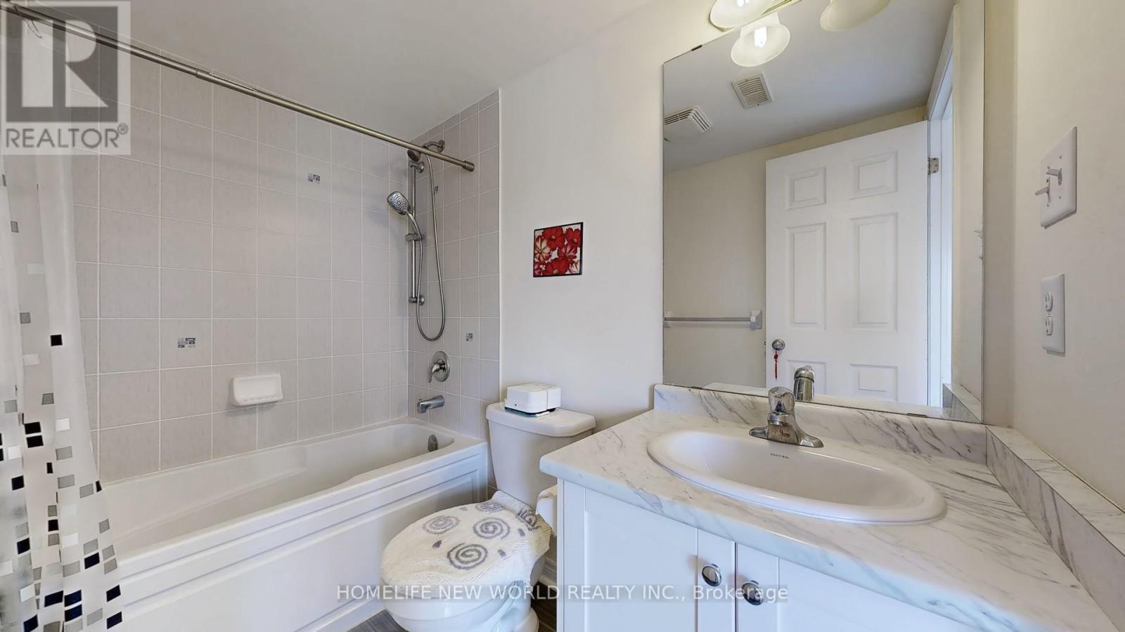 Photo 30 of 49 Kawneer Terrace, Toronto ON