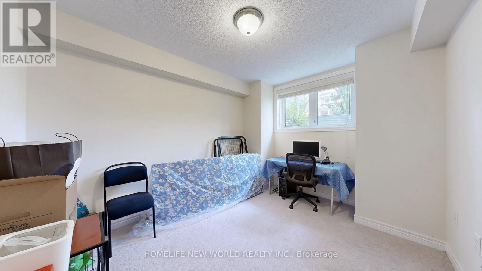 Photo 40 of 49 Kawneer Terrace, Toronto ON