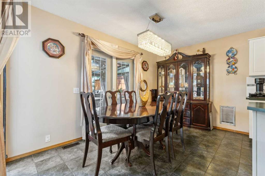 Single Family House for Sale in  Somerset Way SW Somerset Calgary 