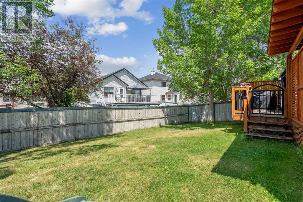 Single Family House for Sale in  Somerset Way SW Somerset Calgary 