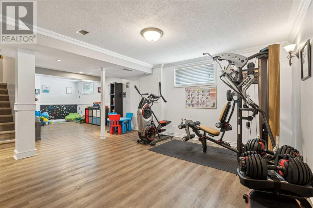 Single Family House for Sale in  Somerset Way SW Somerset Calgary 
