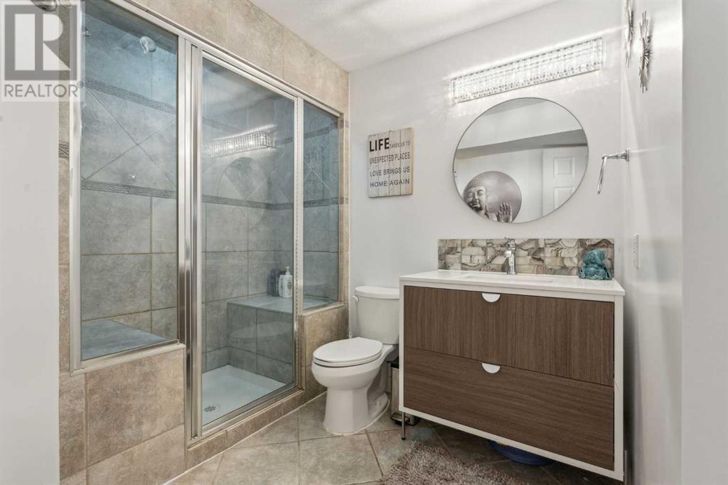 Single Family House for Sale in  Somerset Way SW Somerset Calgary 