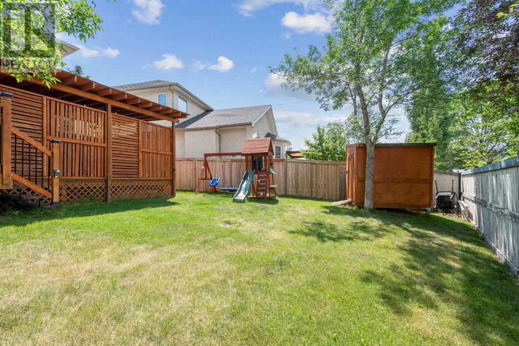 Single Family House for Sale in  Somerset Way SW Somerset Calgary 