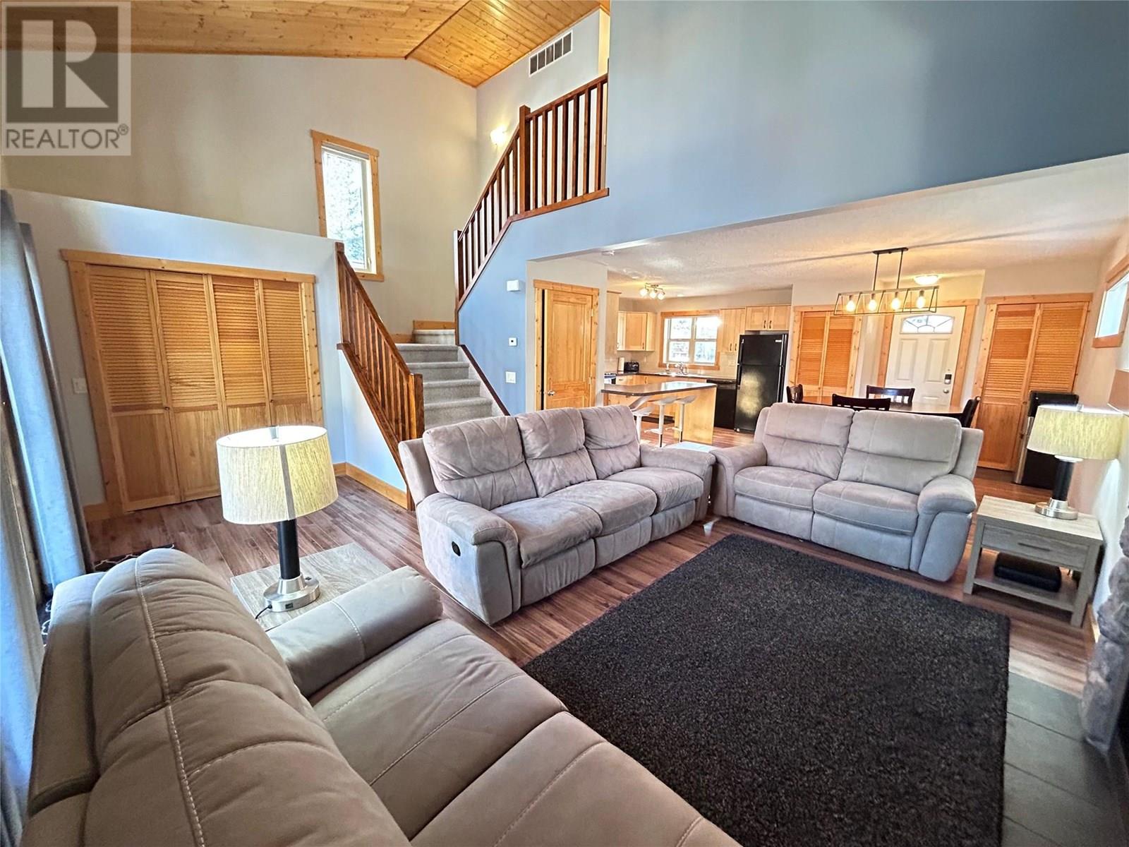 Photo 11 of 4868 Riverview Drive Unit 93, Edgewater BC