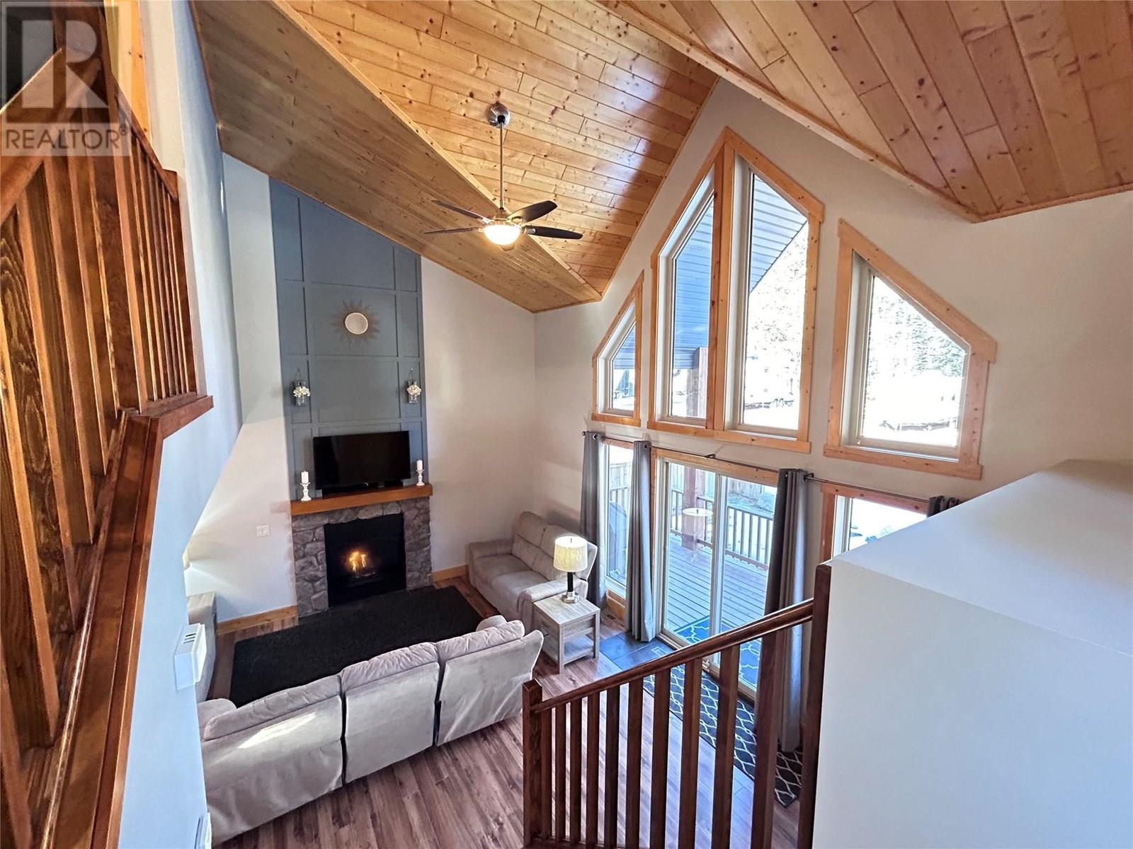 Photo 13 of 4868 Riverview Drive Unit 93, Edgewater BC