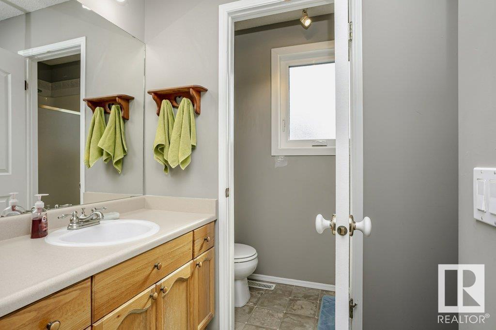 Photo 20 of 65 Dalton Wy, Sherwood Park AB