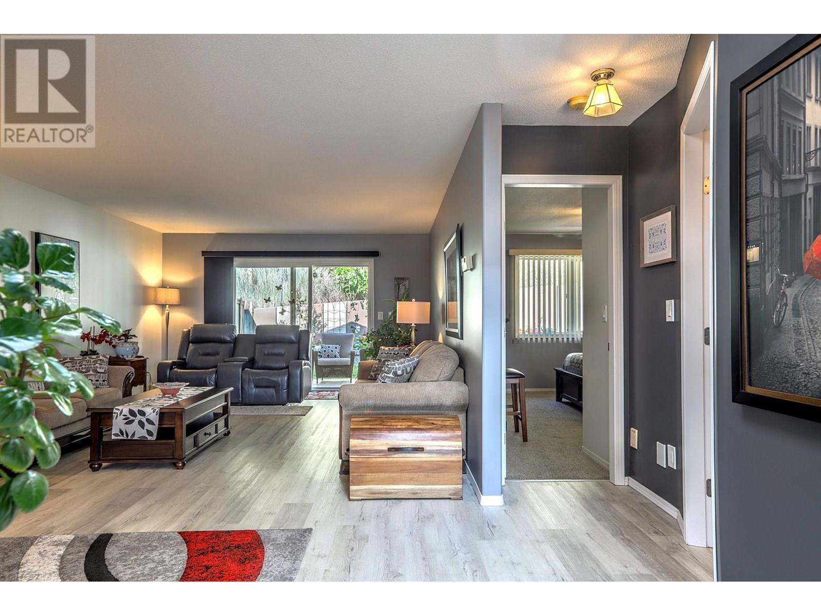 15 4210 Alexis Park Drive, Vernon