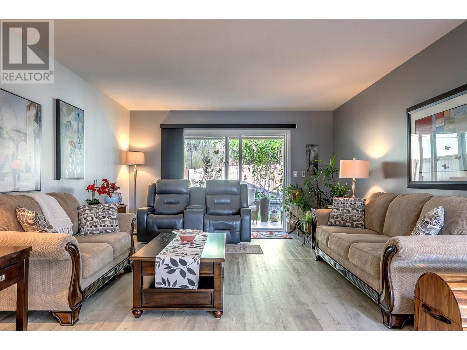 15 4210 Alexis Park Drive, Vernon
