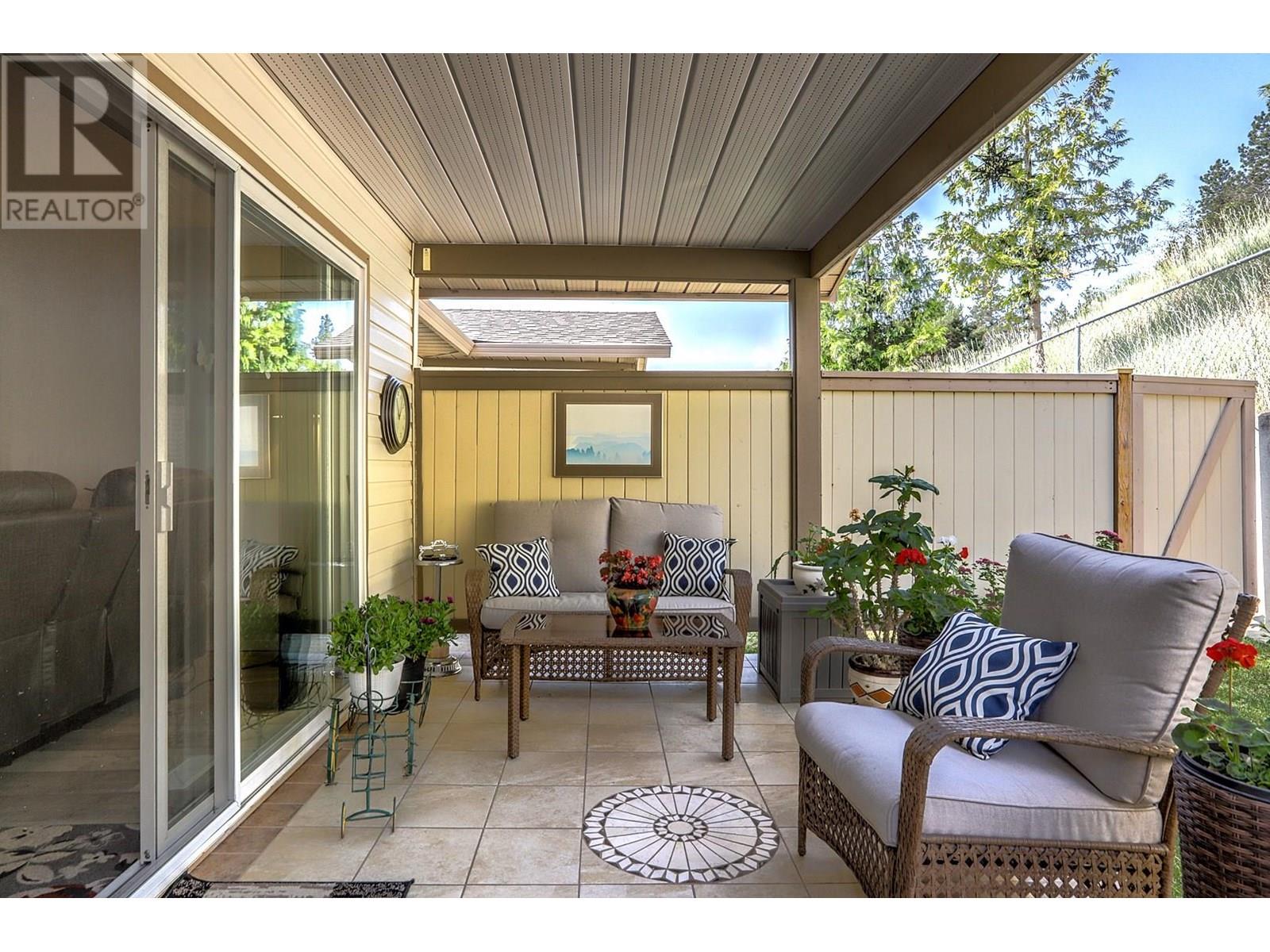 15 4210 Alexis Park Drive, Vernon