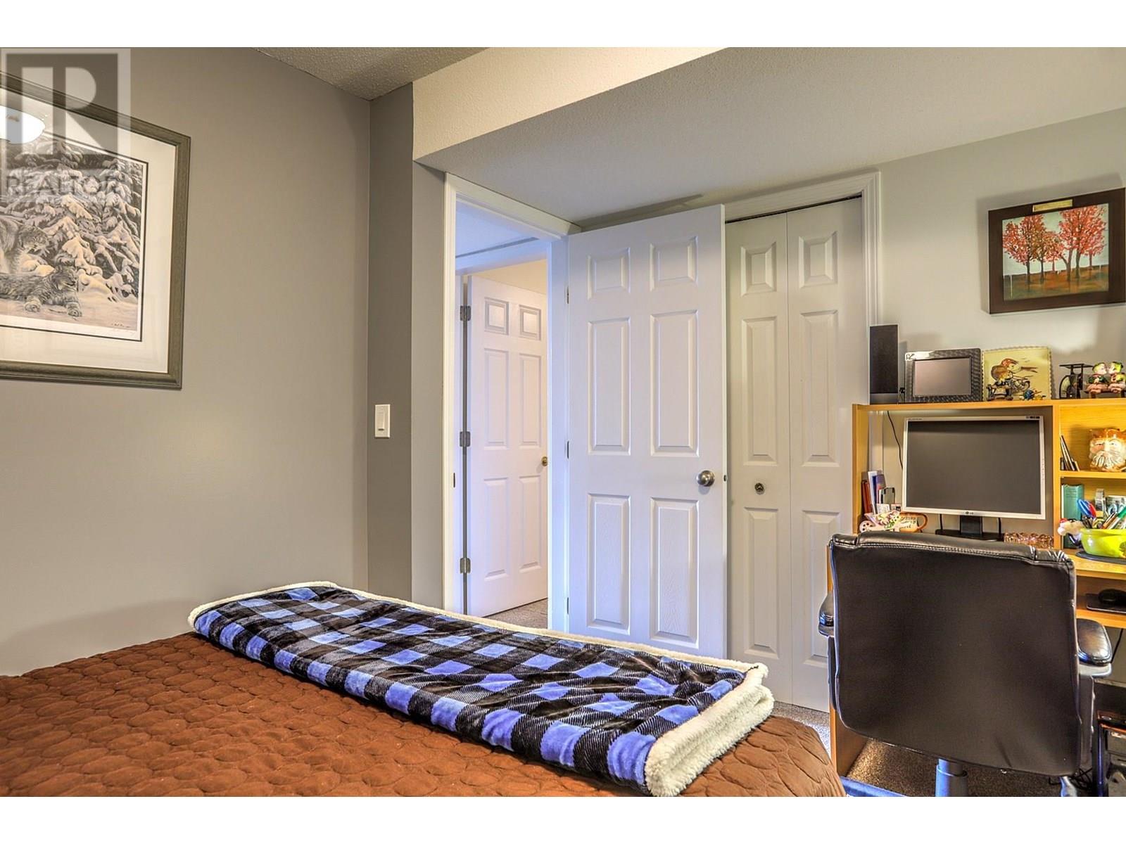 15 4210 Alexis Park Drive, Vernon