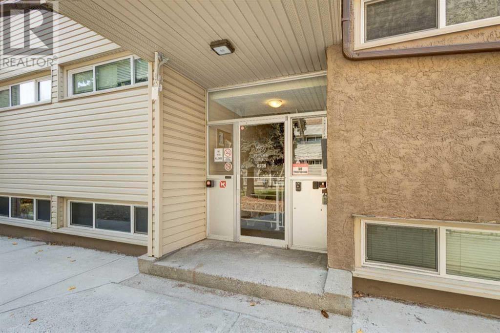 Single Family House for Sale in   Elbow Drive SW Chinook Park Calgary 