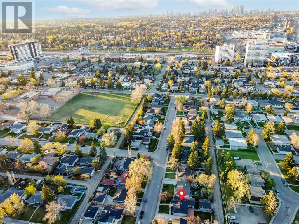 7216 5 Street SW, Calgary, Alberta