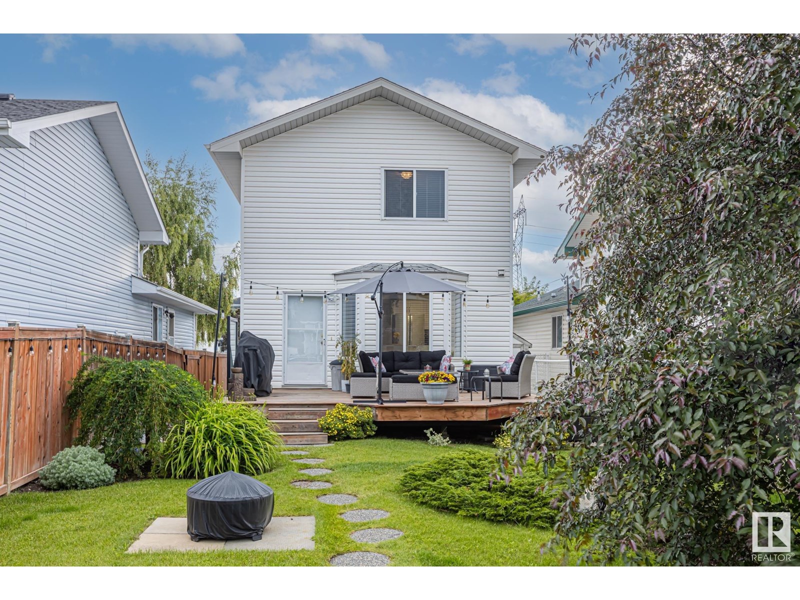 Photo 37 of 5827 162 B Av Nw, Edmonton AB