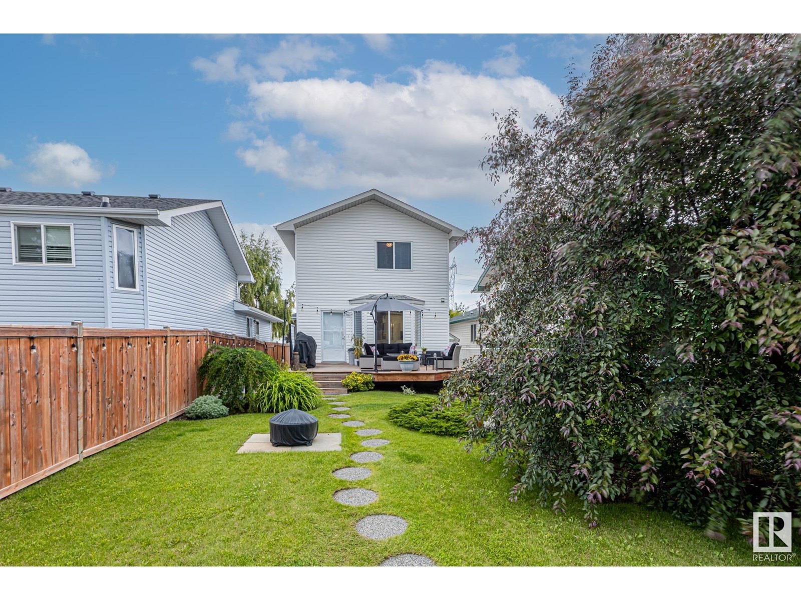 Photo 45 of 5827 162 B Av Nw, Edmonton AB