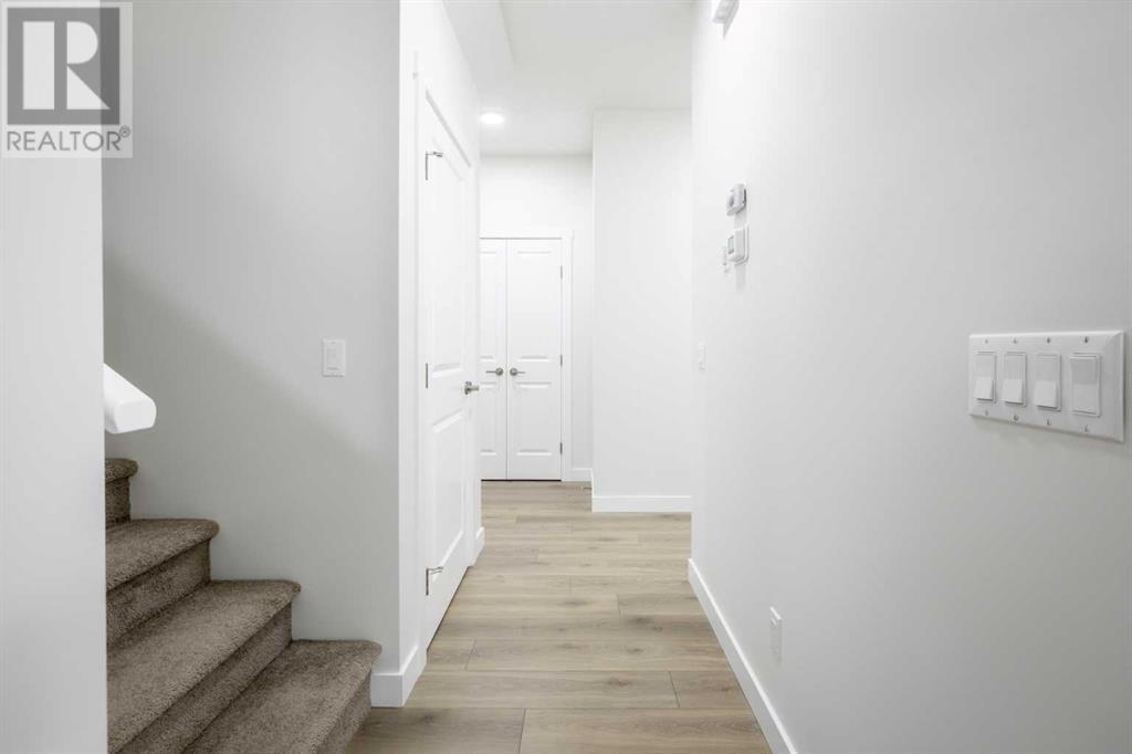 Photo 14 of 330 Sora Way Se, Calgary AB