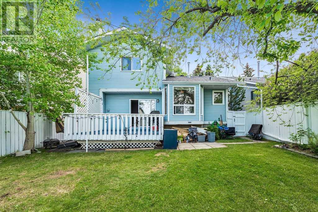 Single Family House for Sale in  Sandpiper Circle NW Sandstone Valley Calgary 