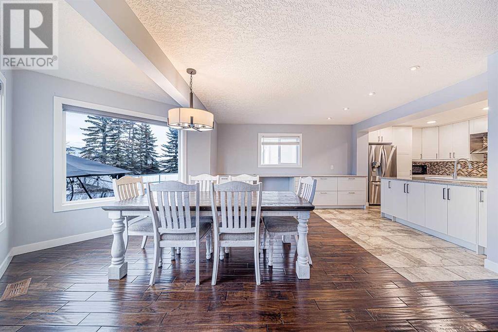 Single Family House for Sale in  Hawktree Green NW Hawkwood Calgary 