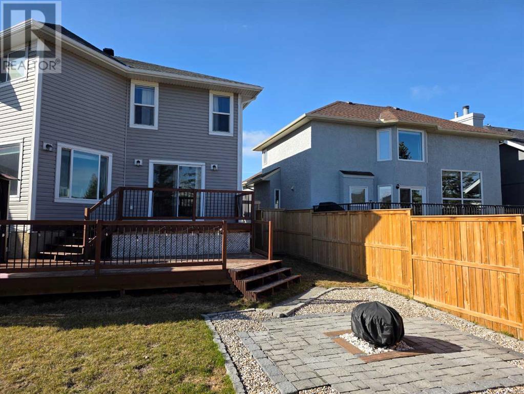 Single Family House for Sale in  Hawktree Green NW Hawkwood Calgary 