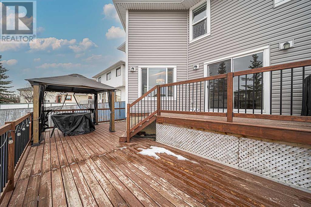 Single Family House for Sale in  Hawktree Green NW Hawkwood Calgary 