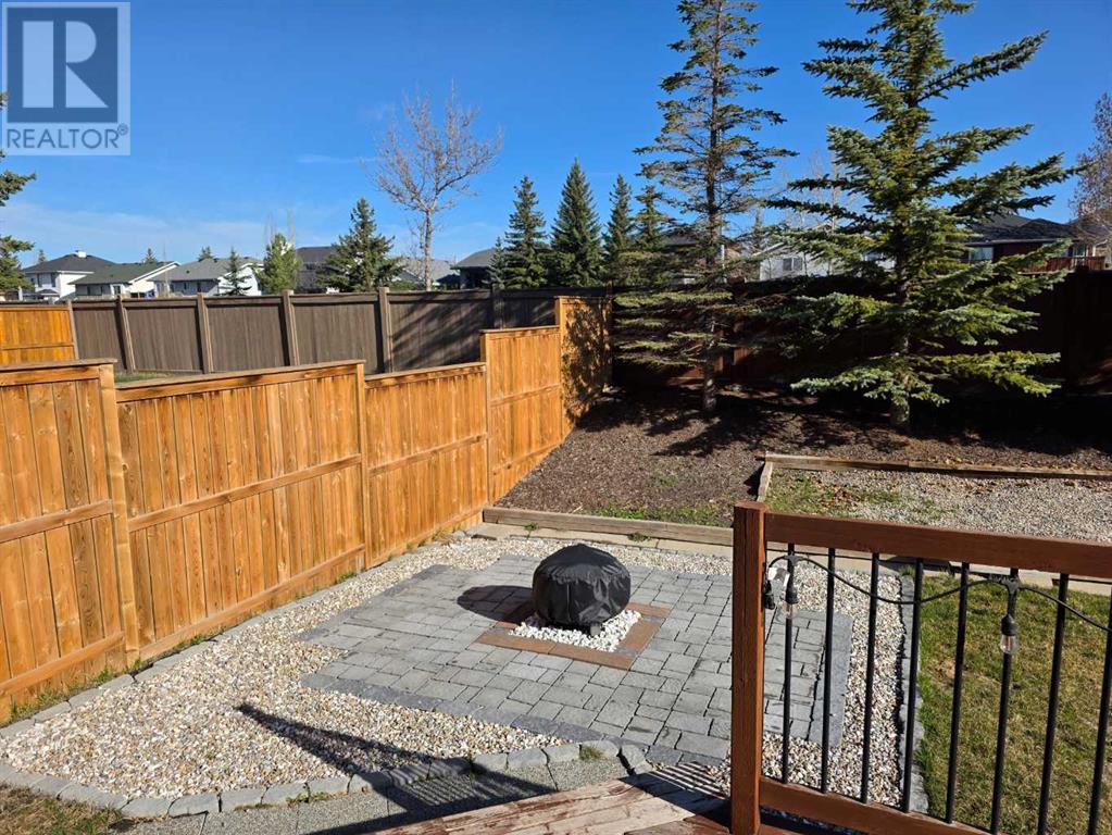 Single Family House for Sale in  Hawktree Green NW Hawkwood Calgary 