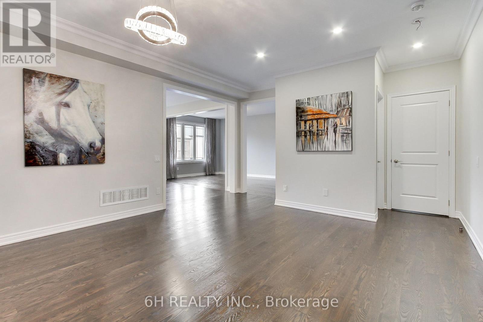 Single Family House for Sale in  STRONG AVENUE Vaughan (Patterson) 