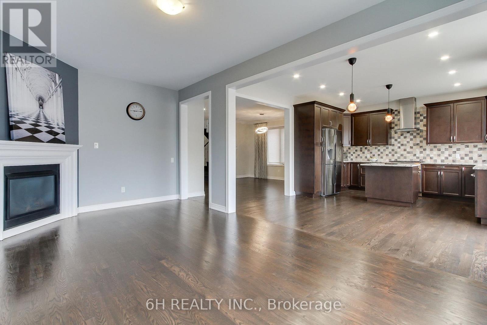 Single Family House for Sale in  STRONG AVENUE Vaughan (Patterson) 