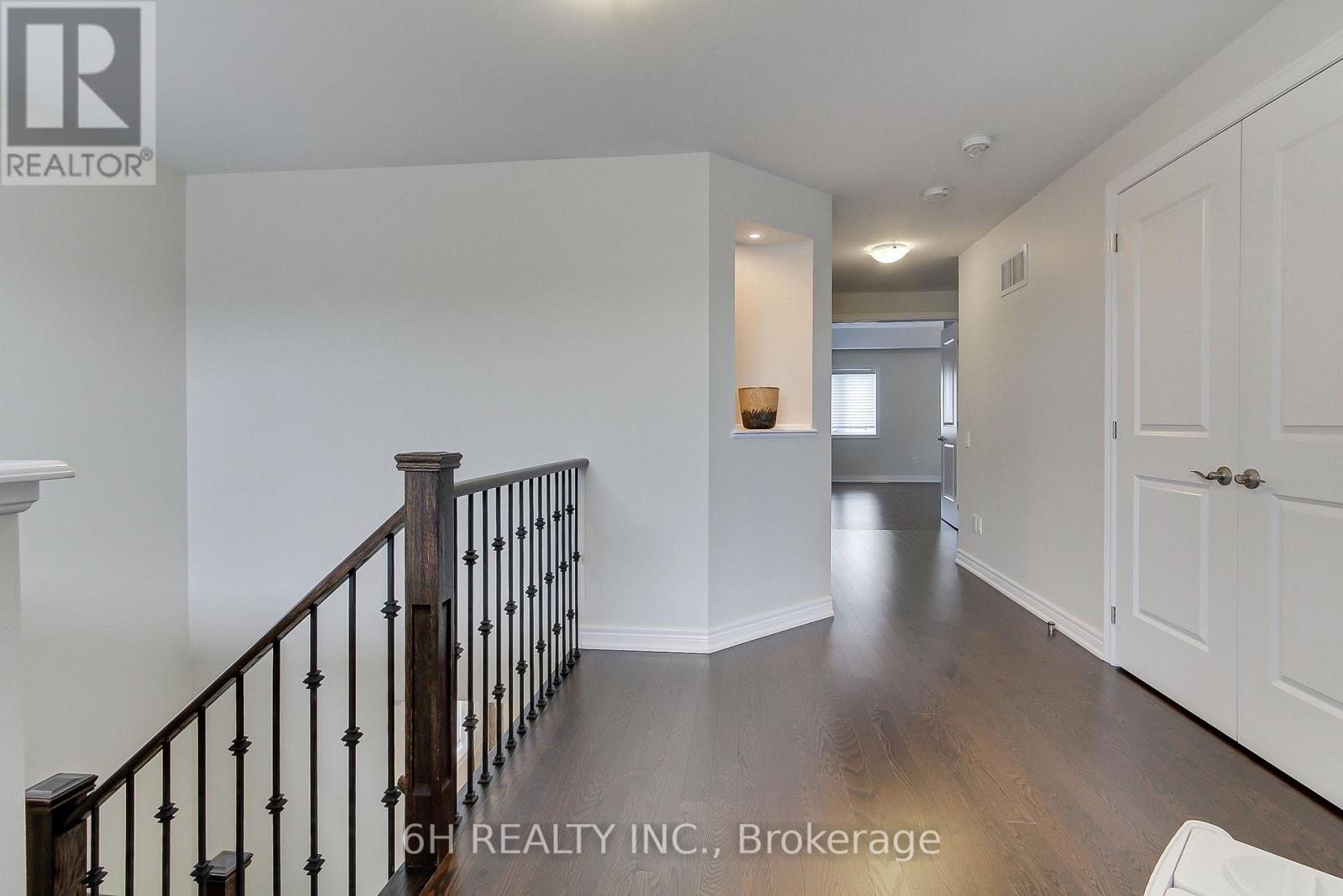 Single Family House for Sale in  STRONG AVENUE Vaughan (Patterson) 