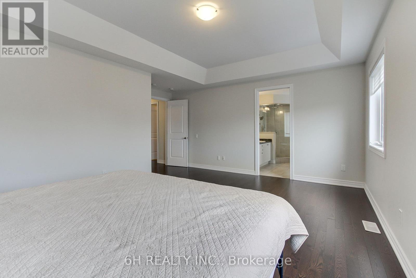 Single Family House for Sale in  STRONG AVENUE Vaughan (Patterson) 