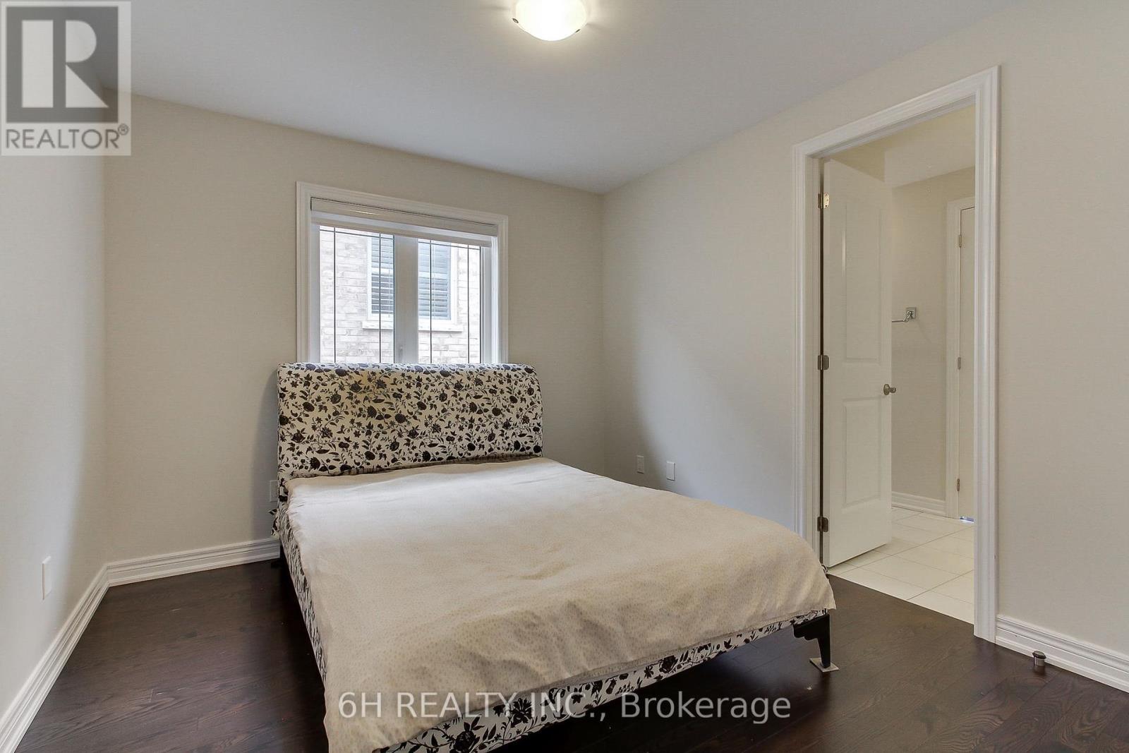 Single Family House for Sale in  STRONG AVENUE Vaughan (Patterson) 
