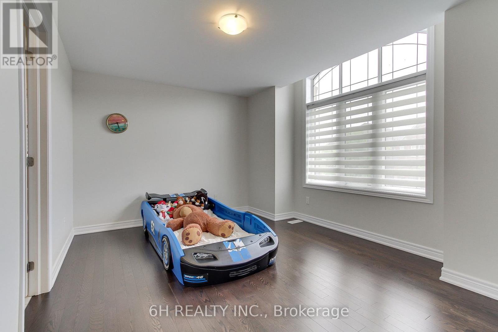 Single Family House for Sale in  STRONG AVENUE Vaughan (Patterson) 
