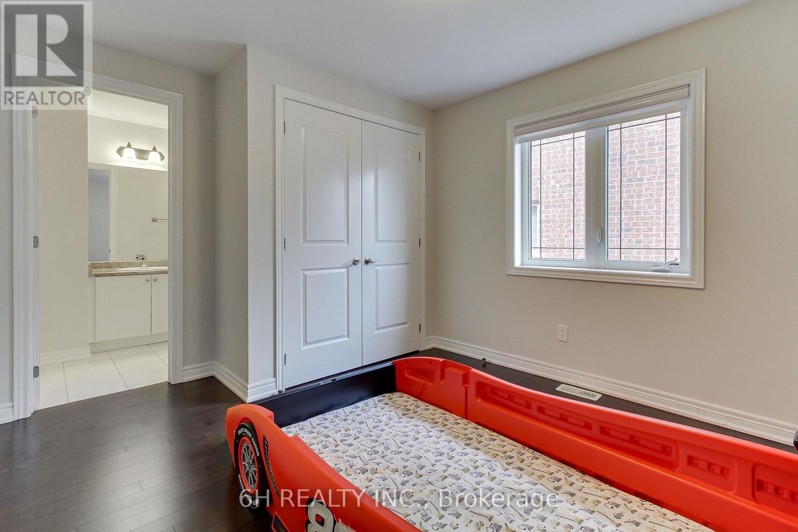 Single Family House for Sale in  STRONG AVENUE Vaughan (Patterson) 
