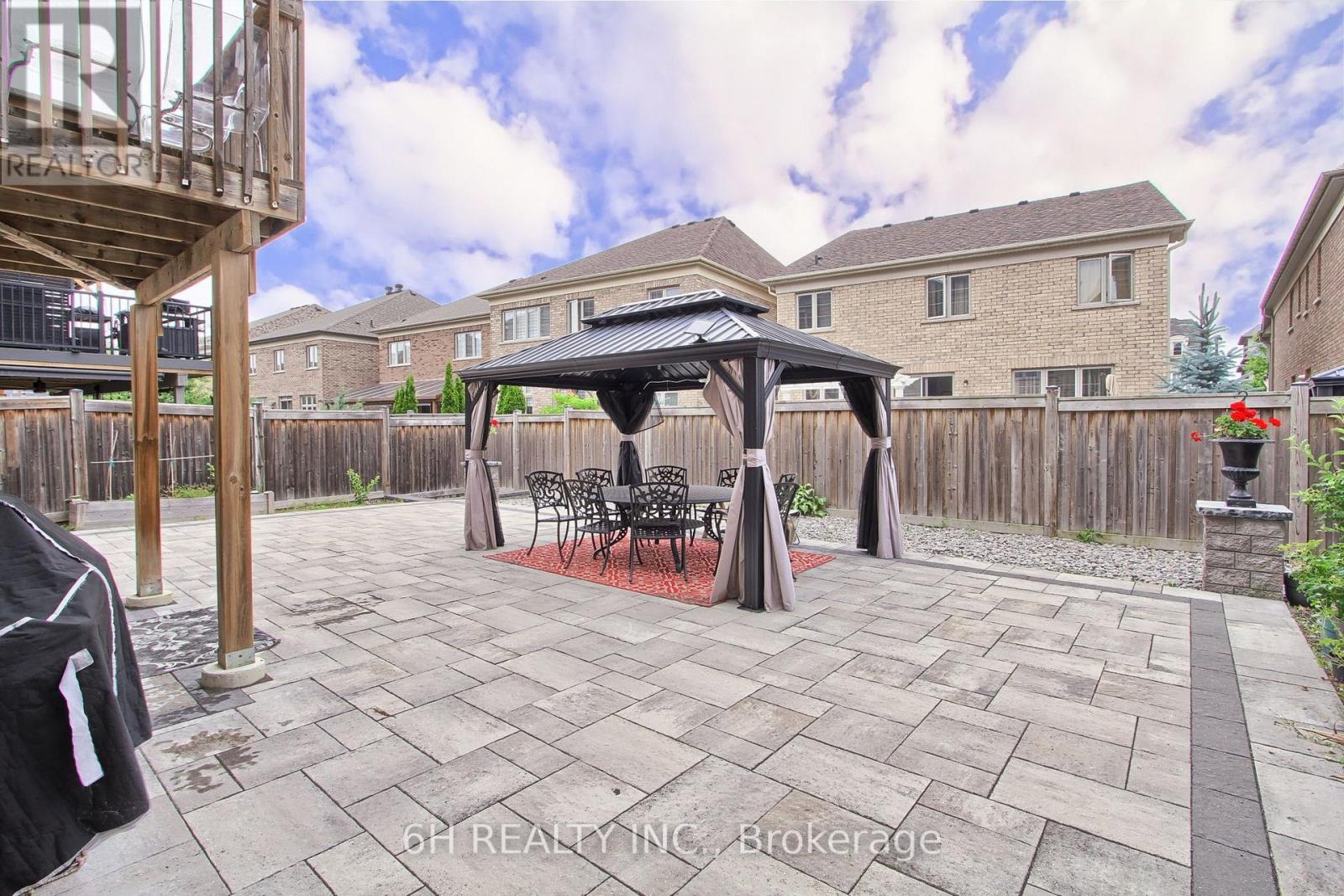 Single Family House for Sale in  STRONG AVENUE Vaughan (Patterson) 