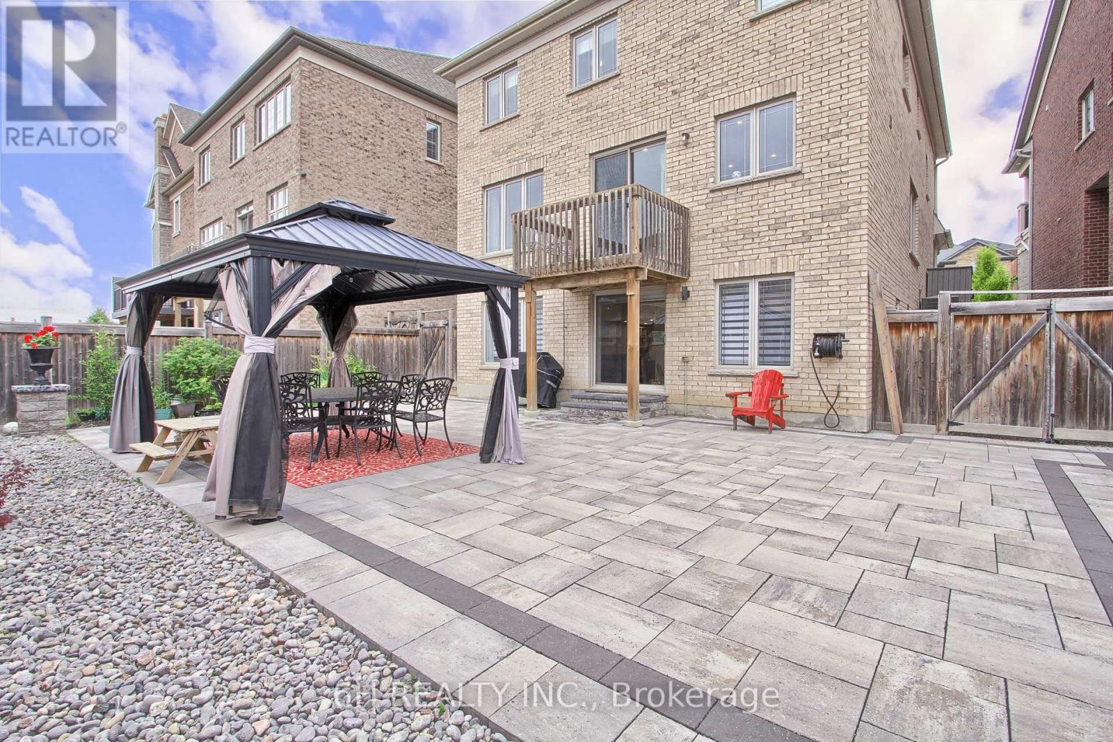 Single Family House for Sale in  STRONG AVENUE Vaughan (Patterson) 