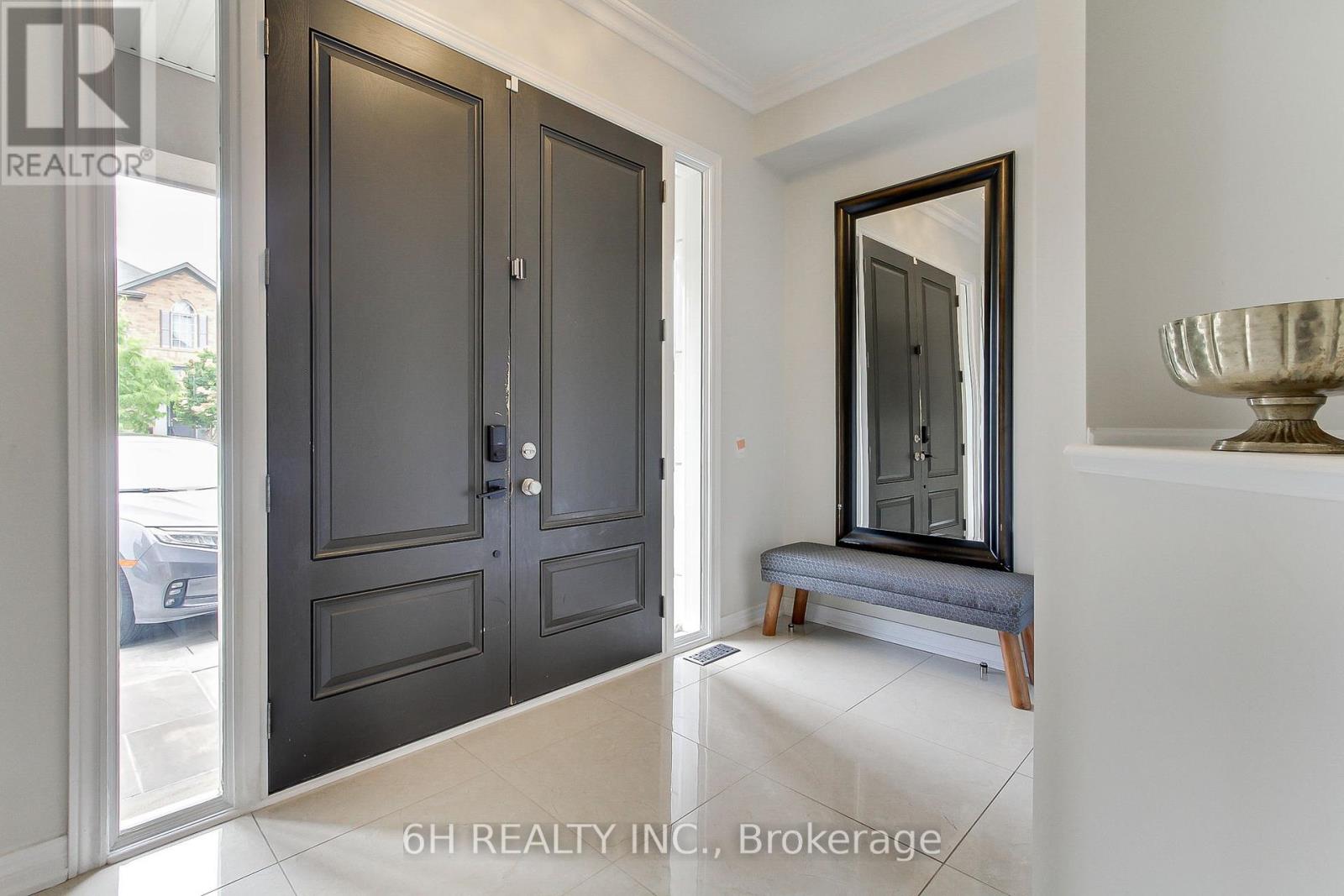 Single Family House for Sale in  STRONG AVENUE Vaughan (Patterson) 