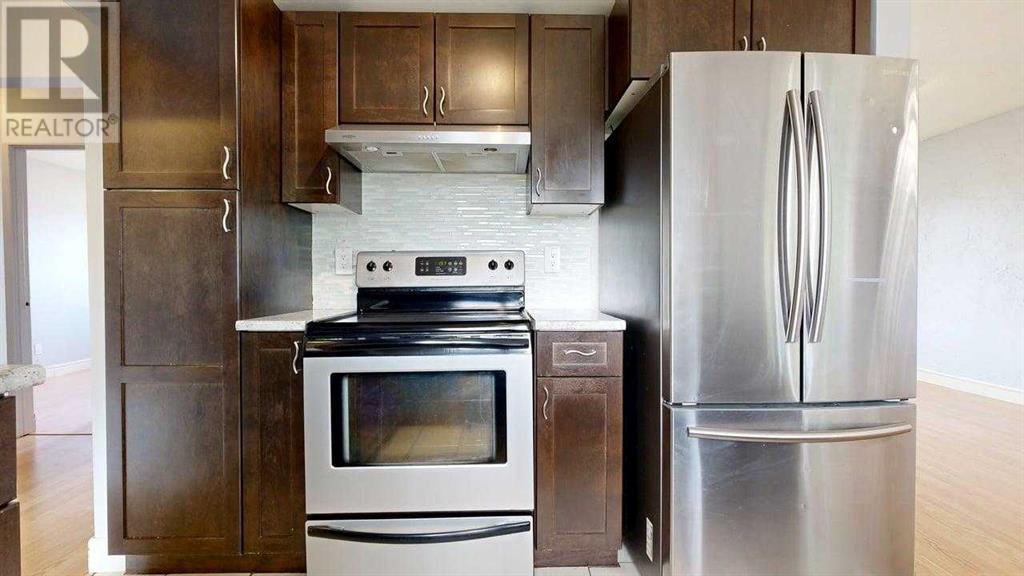 Single Family House Bungalow for Sale in   Avenue Mountview Grande Prairie 