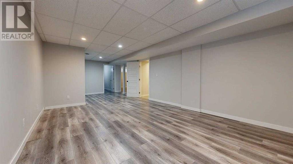 Single Family House Bungalow for Sale in   Avenue Mountview Grande Prairie 