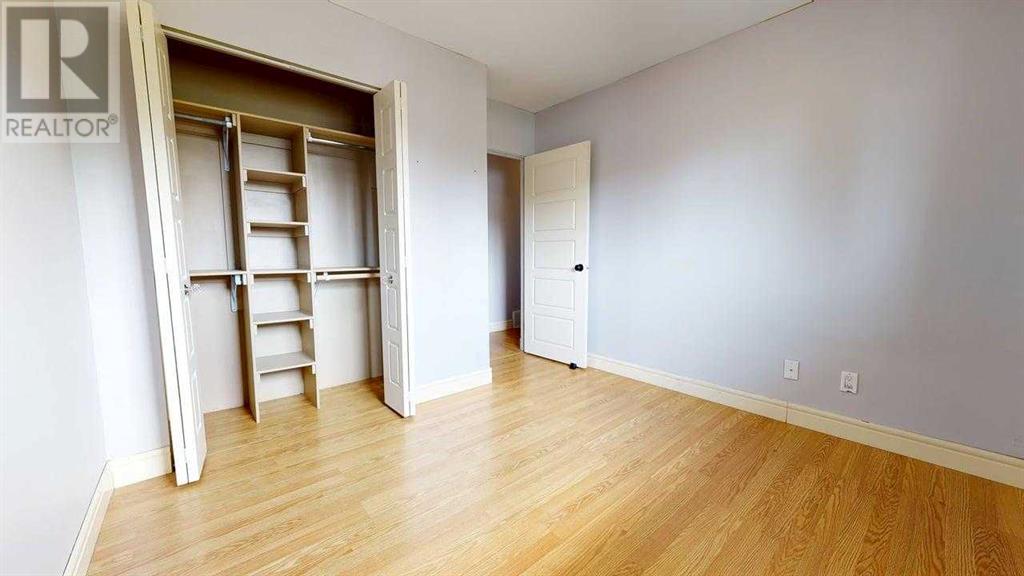 Single Family House Bungalow for Sale in   Avenue Mountview Grande Prairie 