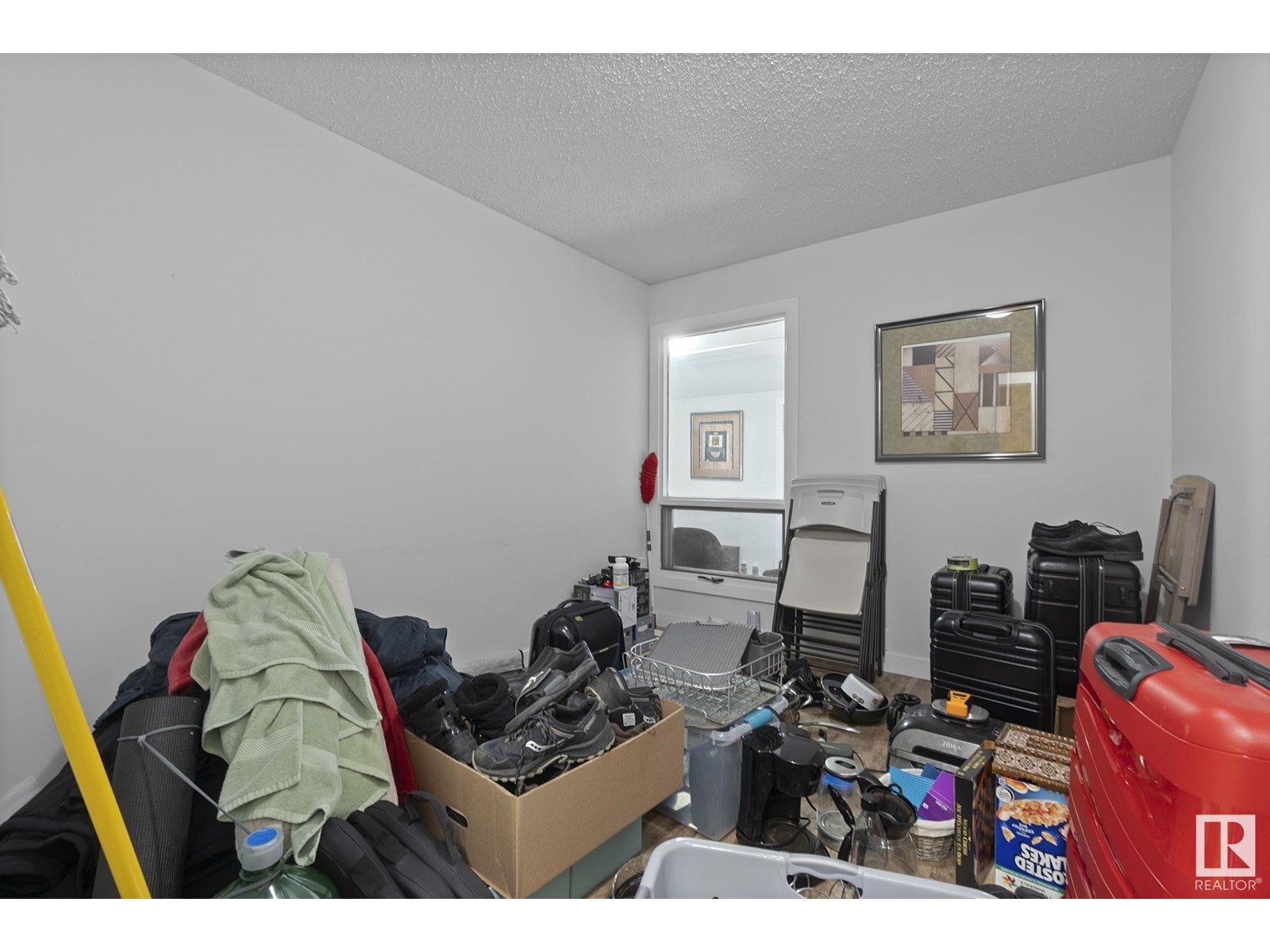 Photo 25 of 18404 66 Av Nw, Edmonton AB