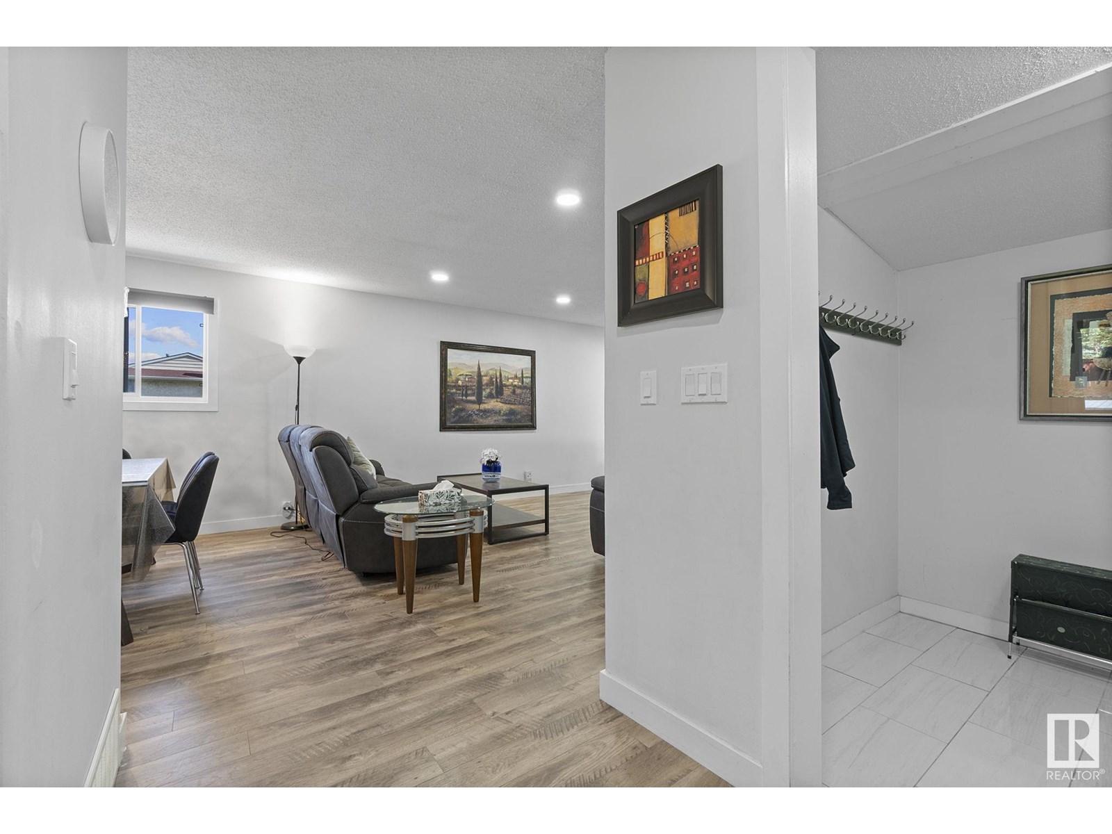 Photo 29 of 18404 66 Av Nw, Edmonton AB