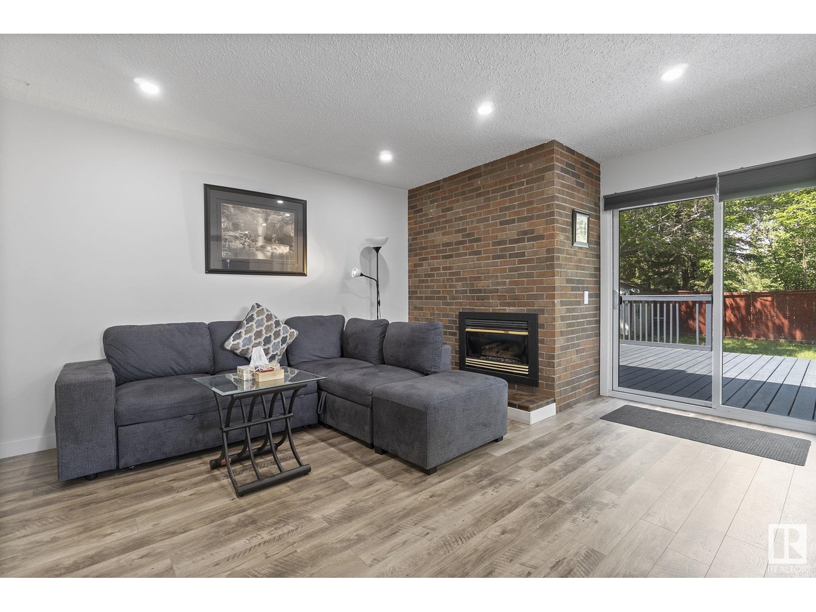 Photo 15 of 18404 66 Av Nw, Edmonton AB