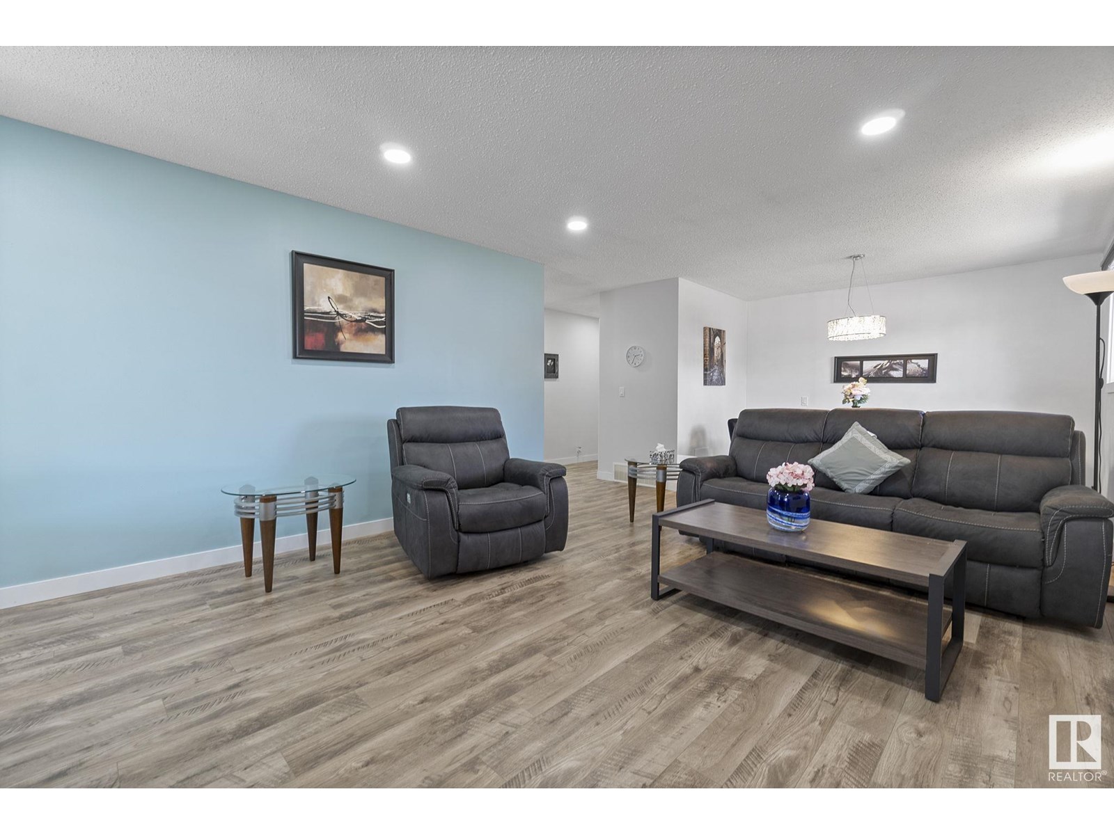 Photo 33 of 18404 66 Av Nw, Edmonton AB