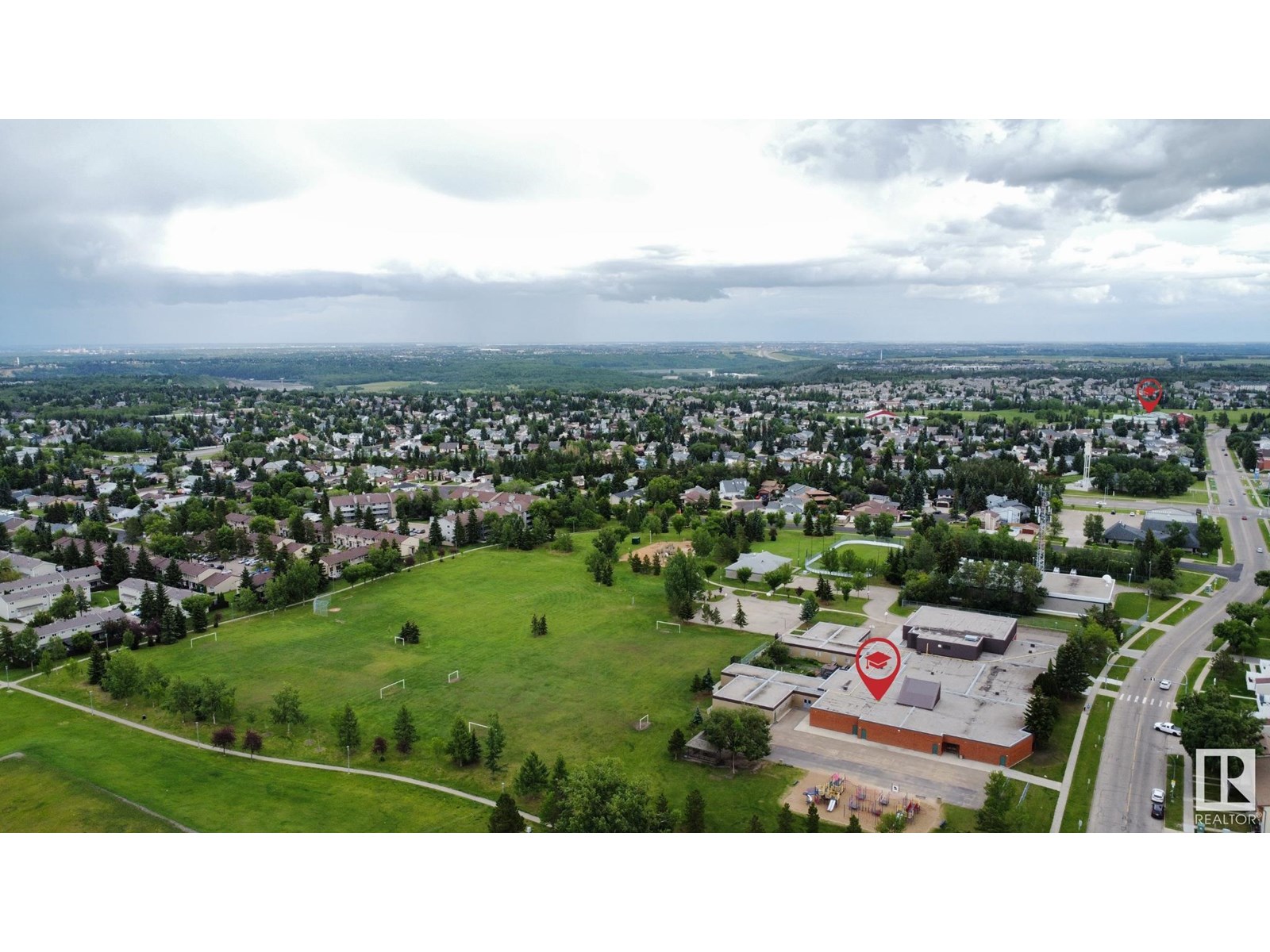 Photo 66 of 18404 66 Av Nw, Edmonton AB
